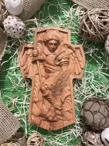 Drevený Kríž Archanjel Michael