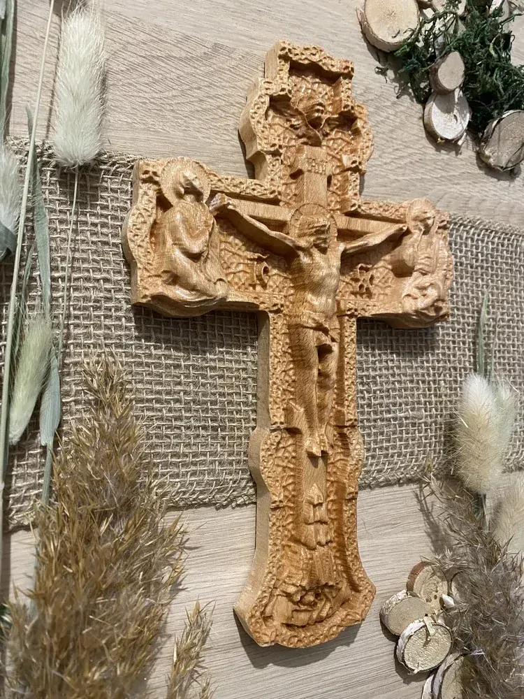 Drevený kríž Krucifix II.