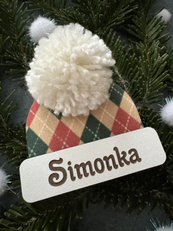Vianočné ozdoby na stromček s menom a bambuľkou